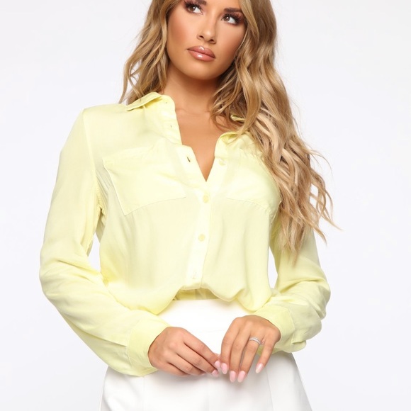 Fashion Nova Tops - Brand new Fashion Nova top Fashion Nova Tops - Brand new Fashion Nova top